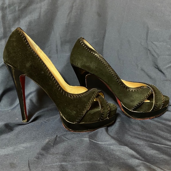 Louboutin Black Leather Suede Peep Toe Pumps 40 - Picture 4 of 8